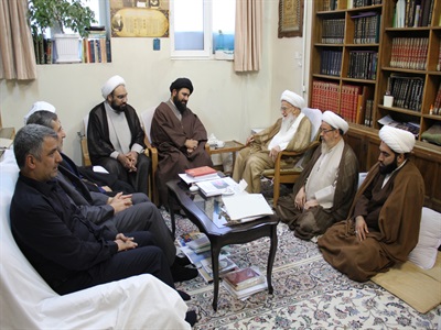 دیدار رئیس مرکز رسیدگی به امور مساجد بامراجع عظام تقلید