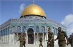 Israeli intelligence and settlers proceed with regular raids on Al-Aqsa mosque