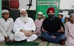 Sikh community organizes inter-faith langar at mosque in India