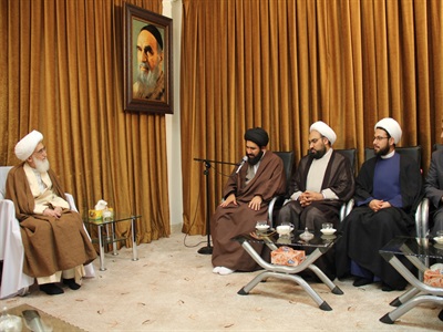 دیدار رئیس مرکز رسیدگی به امور مساجد بامراجع عظام تقلید